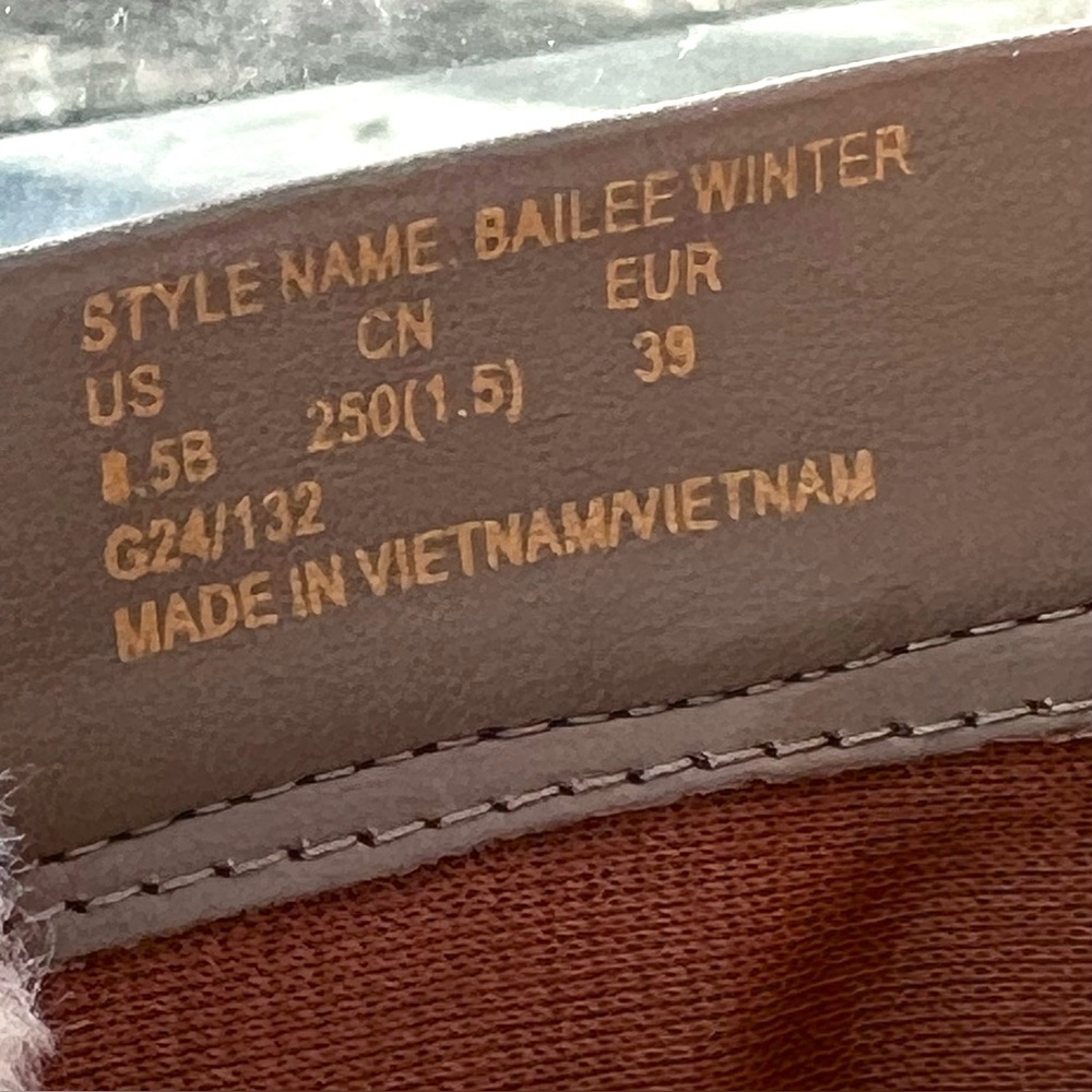 Kate Spade Bailee Winter Boots Rustic Brown Suede Faux Fur Lug Sole Size 8.5 - Picture 12 of 13